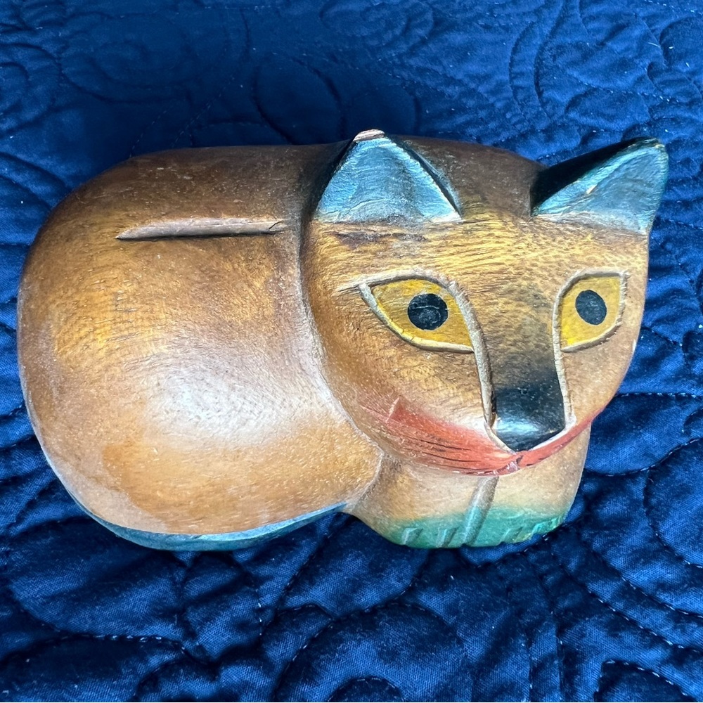 Vintage Cat Figure Carved Wood. Folk Art Sculpture Carving Decor.